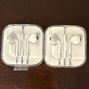 White Wired Apple Earbuds with Case- Set of 2
